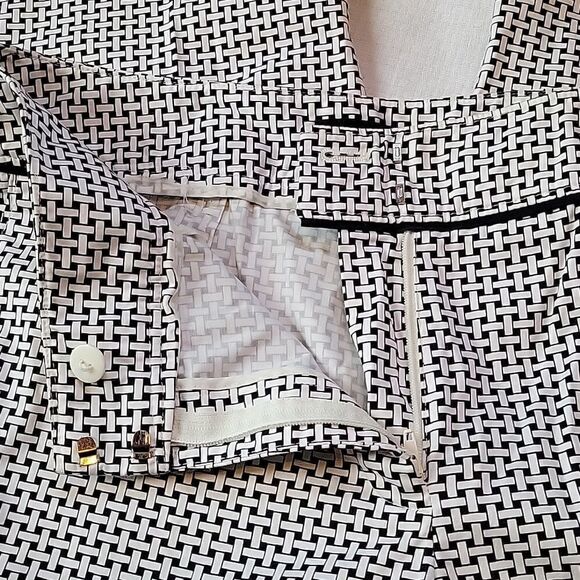 Talbots Black and White Stretch Crop Pants Size 6 Mint Condition - Picture 5 of 11